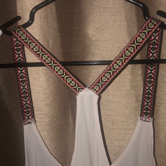 Razorback cropped tank top - Picture 3 of 3